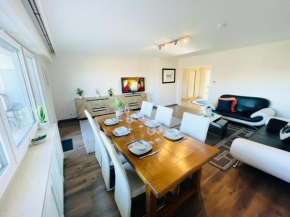 Large Penthouse in city center-41